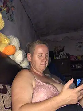 Snapshot of SofiaAmour chatting on 07-30-26, 06:40 SofiaAmour online show from 07-30-26, 06:40
