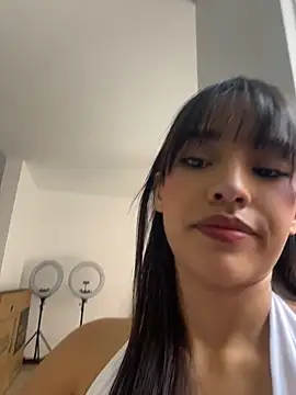 Snapshot of Mia-villalobos chatting on 07-29-26, 02:38 Mia-villalobos online show from 07-29-26, 02:38