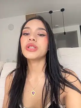 Mia-villalobos online show from 03-09-26, 01:58