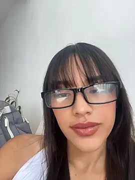 Snapshot of Mia-villalobos chatting on 07-09-26, 02:49 Mia-villalobos online show from 07-09-26, 02:49