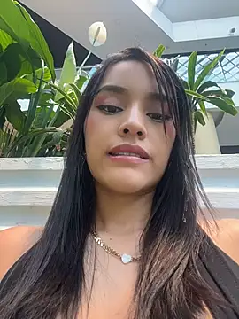Snapshot of Mia-villalobos chatting on 05-09-26, 04:32 Mia-villalobos online show from 05-09-26, 04:32