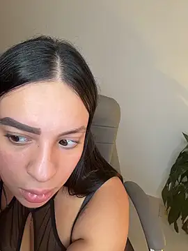 Lisabrown 23 online show from 03-15-26, 12:39