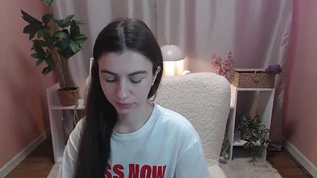 MistyBree online show from 03-12-26, 09:24