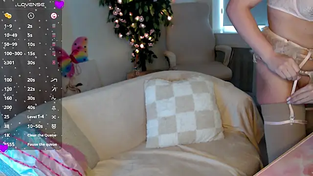 Melody Avluv online show from 03-21-26, 09:14