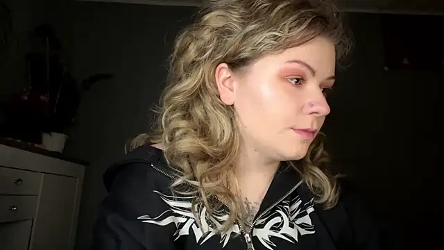 YoungAlina online show from 03-28-26, 02:29