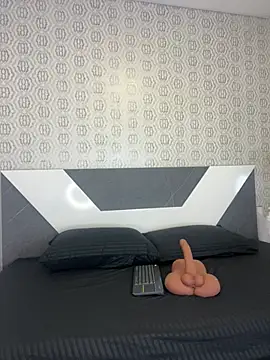 Lulu Mei  online show from 04-02-26, 11:28