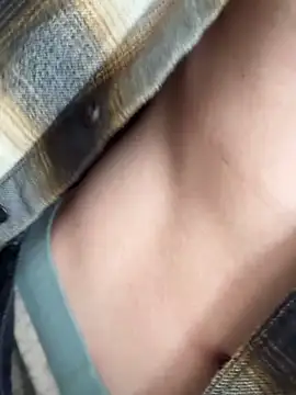 Snapshot of yoichi_y chatting on 03-04-26, 06:43 yoichi y online show from 03-04-26, 06:43