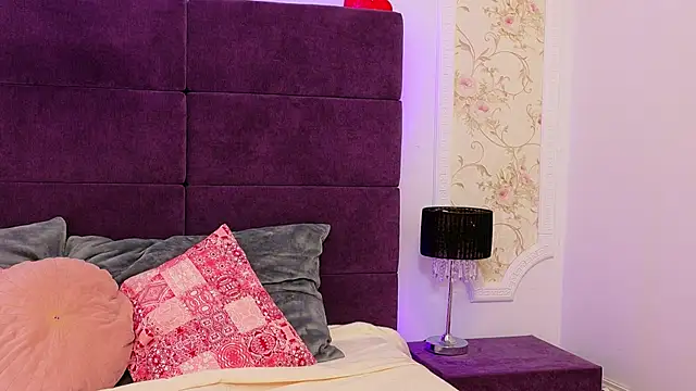 RaysaDrake online show from 04-04-26, 04:19