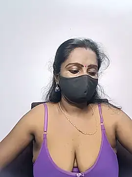 Snapshot of misti-boudii chatting on 06-03-26, 01:56 misti-boudii online show from 06-03-26, 01:56