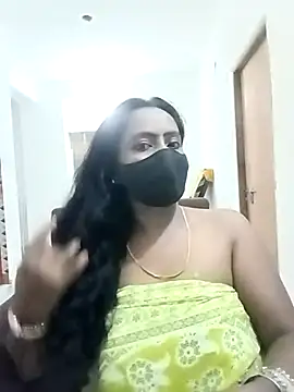 Snapshot of misti-boudii chatting on 06-30-26, 02:17 misti-boudii online show from 06-30-26, 02:17
