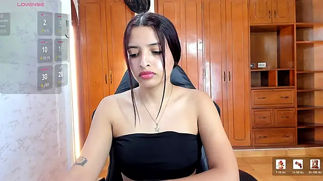 lizzie skinny online show from 03-30-26, 07:04