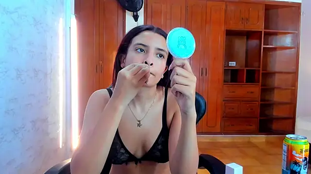 lizzie skinny online show from 03-20-26, 07:15