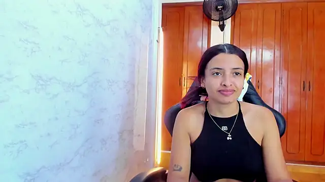 lizzie skinny online show from 05-11-26, 07:00