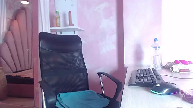 Siena Bouer online show from 03-15-26, 03:46