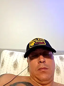 Snapshot of DoggiiDick chatting on 03-02-26, 04:13 DoggiiDick online show from 03-02-26, 04:13