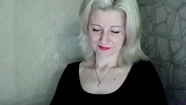 Katerina-Kissa online show from 04-17-26, 06:44