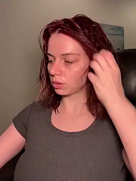 VelvetChloe online show from 05-17-26, 06:41