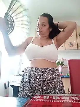 roxana e43 online show from 06-25-26, 03:50