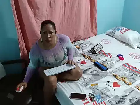 Snapshot of RenataGrimaldi chatting on 03-03-26, 02:24 RenataGrimaldi online show from 03-03-26, 02:24