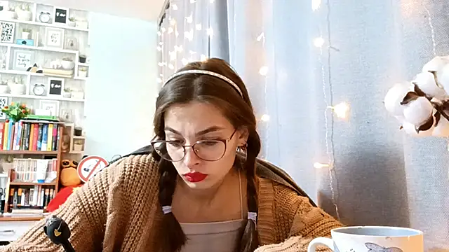 Snapshot of JInaMillsap chatting on 02-28-26, 07:35 JInaMillsap online show from 02-28-26, 07:35