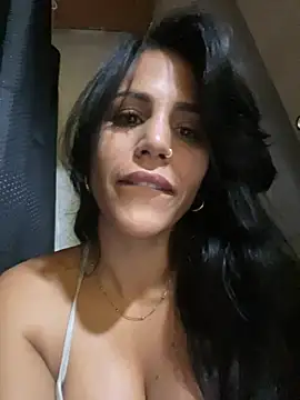 Snapshot of Maracuchitam chatting on 05-02-26, 01:16 Maracuchitam online show from 05-02-26, 01:16