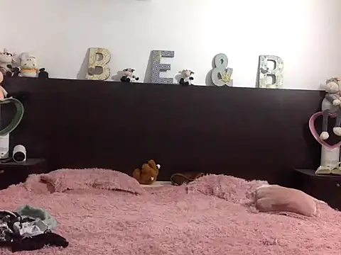 mommy-Milf online show from 03-07-26, 01:45