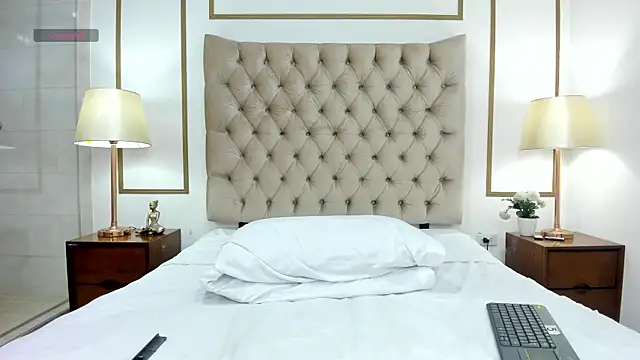 Isabella HartX online show from 04-18-26, 11:01