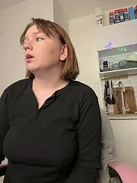 soft focus online show from 03-10-26, 04:49