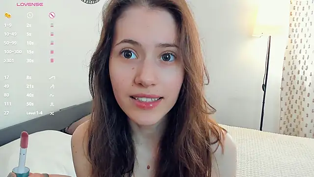 Snapshot of OdiIiaChavarria chatting on 05-16-26, 12:04 OdiIiaChavarria online show from 05-16-26, 12:04