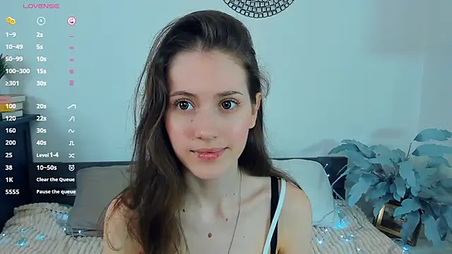 Snapshot of OdiIiaChavarria chatting on 04-29-26, 01:04 OdiIiaChavarria online show from 04-29-26, 01:04