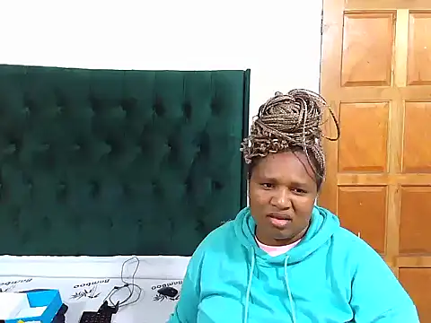 Cuddle Zee online show from 04-25-26, 05:10