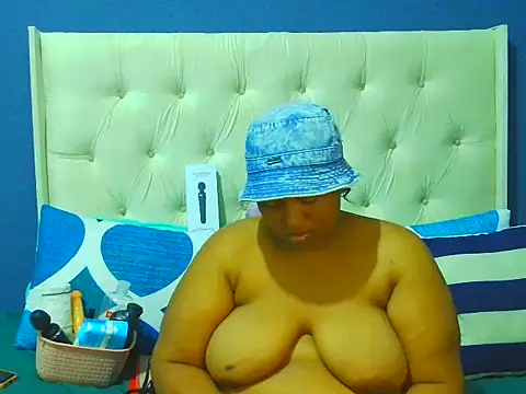 Cuddle Zee online show from 03-01-26, 09:37