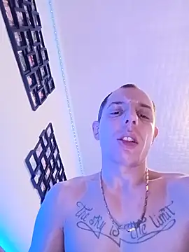 Hugo1993 online show from 03-05-26, 10:27