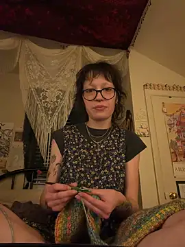 Anniething online show from 03-03-26, 03:57