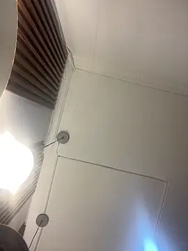 Emi rousse online show from 04-03-26, 12:22