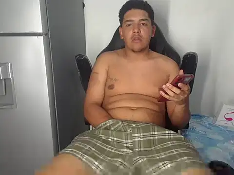 simonxxxlbear online show from 02-28-26, 10:42