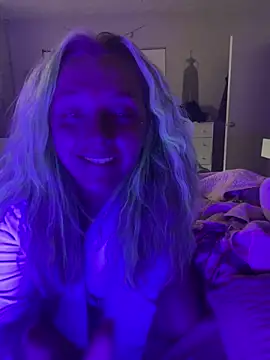 Snapshot of imkhloe chatting on 05-23-26, 11:48 imkhloe online show from 05-23-26, 11:48