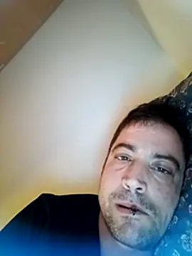 Snapshot of danyelC2 chatting on 05-16-26, 12:42 danyelC2 online show from 05-16-26, 12:42