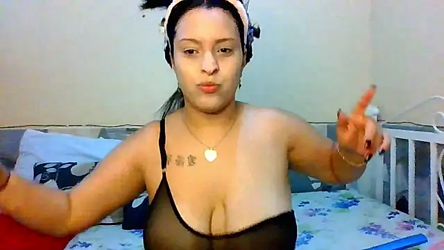 Snapshot of Athenasnew chatting on 05-17-26, 03:12 Athenasnew online show from 05-17-26, 03:12