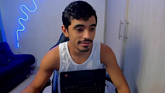 jossi12345j online show from 04-12-26, 01:47