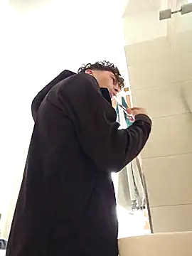 Andreakkkk online show from 03-07-26, 09:37