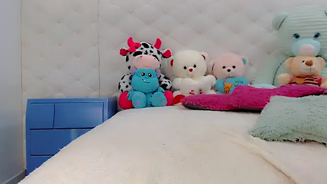 catriona queen16 online show from 04-08-26, 03:19