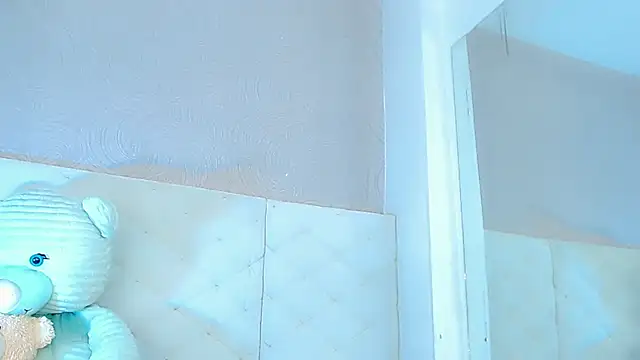 catriona queen16 online show from 04-14-26, 04:06