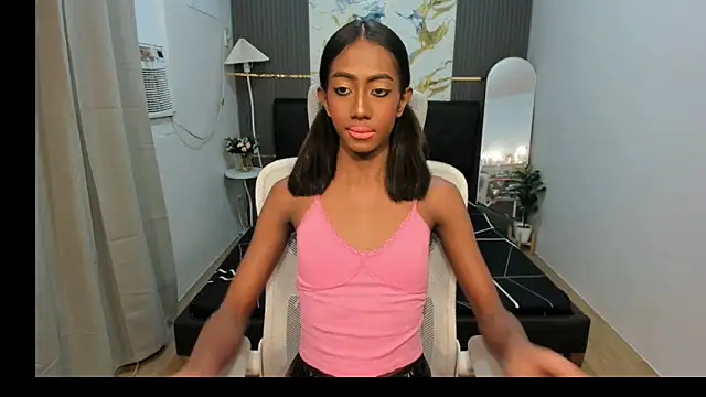 BlackbarbieXXL online show from 04-04-26, 05:08