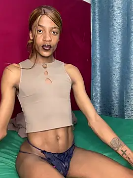 Snapshot of Kinky-Nicky04 chatting on 07-15-26, 12:39 Kinky-Nicky04 online show from 07-15-26, 12:39