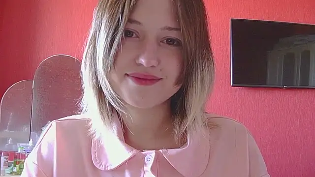 Snapshot of Beloved_Mary chatting on 05-11-26, 06:26 Beloved Mary online show from 05-11-26, 06:26