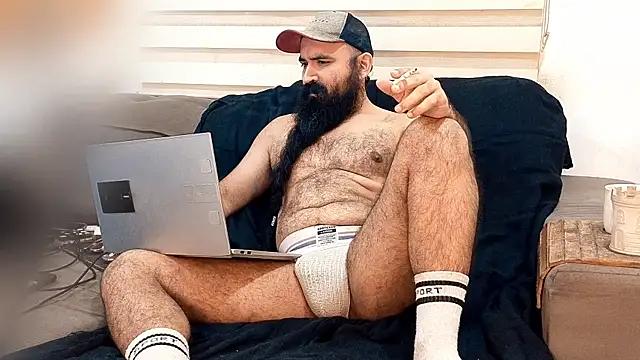 Barba Negra Fumador online show from 07-04-26, 08:42