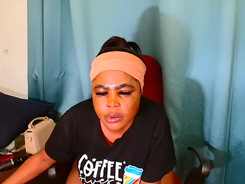 Snapshot of SpicyKittyxxx chatting on 03-18-26, 07:37 SpicyKittyxxx online show from 03-18-26, 07:37