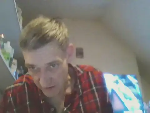 DOUBLETROUBLE7773 online show from 03-17-26, 02:58