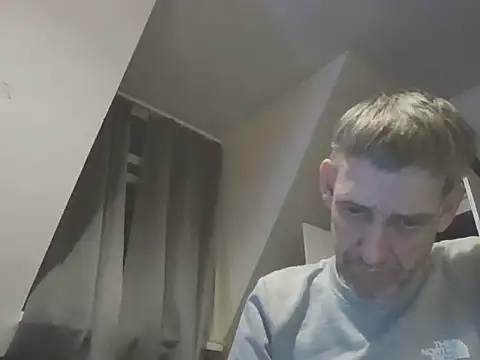 DOUBLETROUBLE7773 online show from 03-25-26, 12:11